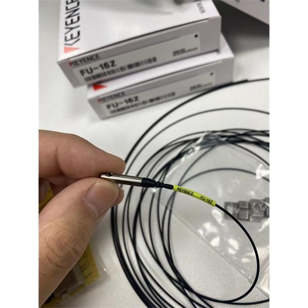 KEYENCE超小型數(shù)字激光傳感器放大器單元LV-N11CP